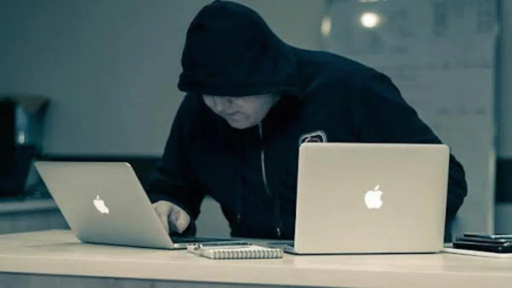 Sideloading Opens Doors for Malware
