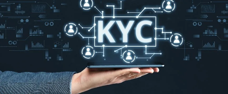 A KYC technológia szerepe a bizalom és a biztonság megteremtésében a digitális platformokon