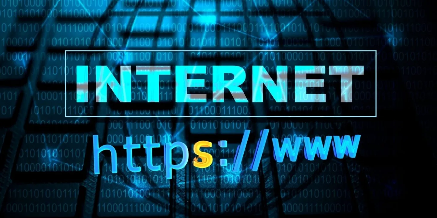 Visual representation of encrypted data transmission using TLS and HTTPS protocols